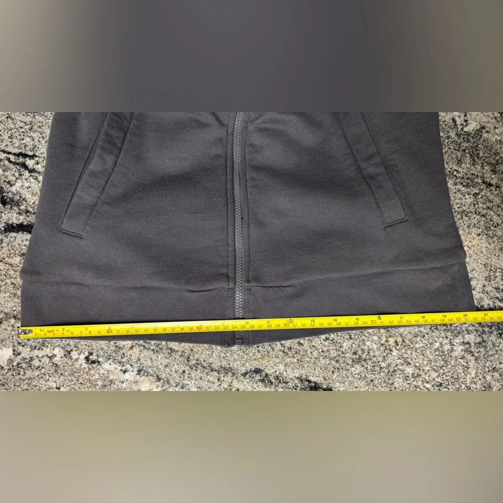 Reversible- The North Face Women’s Full-Zip w/ Hood Jacket - Picture 9 of 9